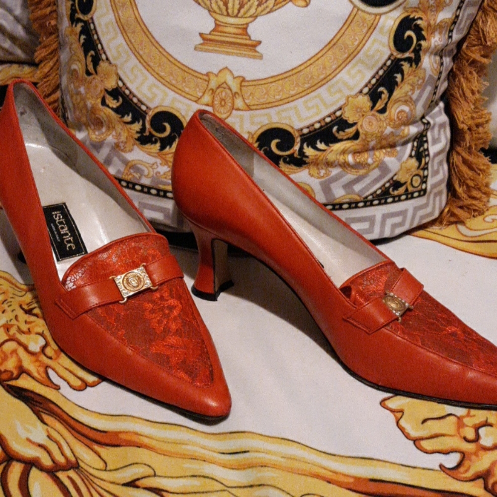 Versace like red pumps size 9 made in Italy